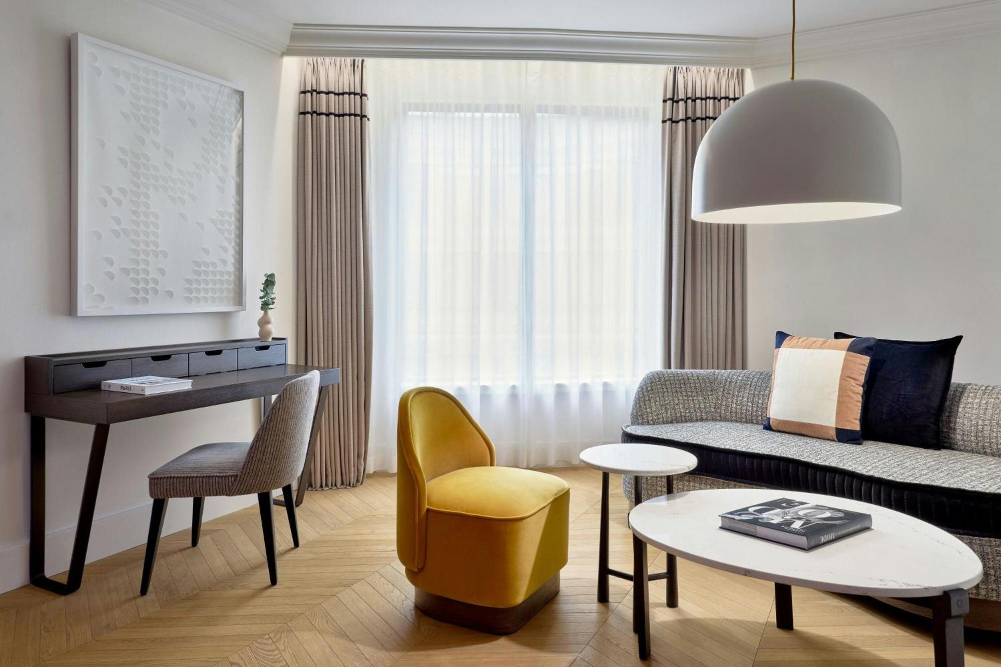 Two-Bedroom Parisian Family Suite Atrium View