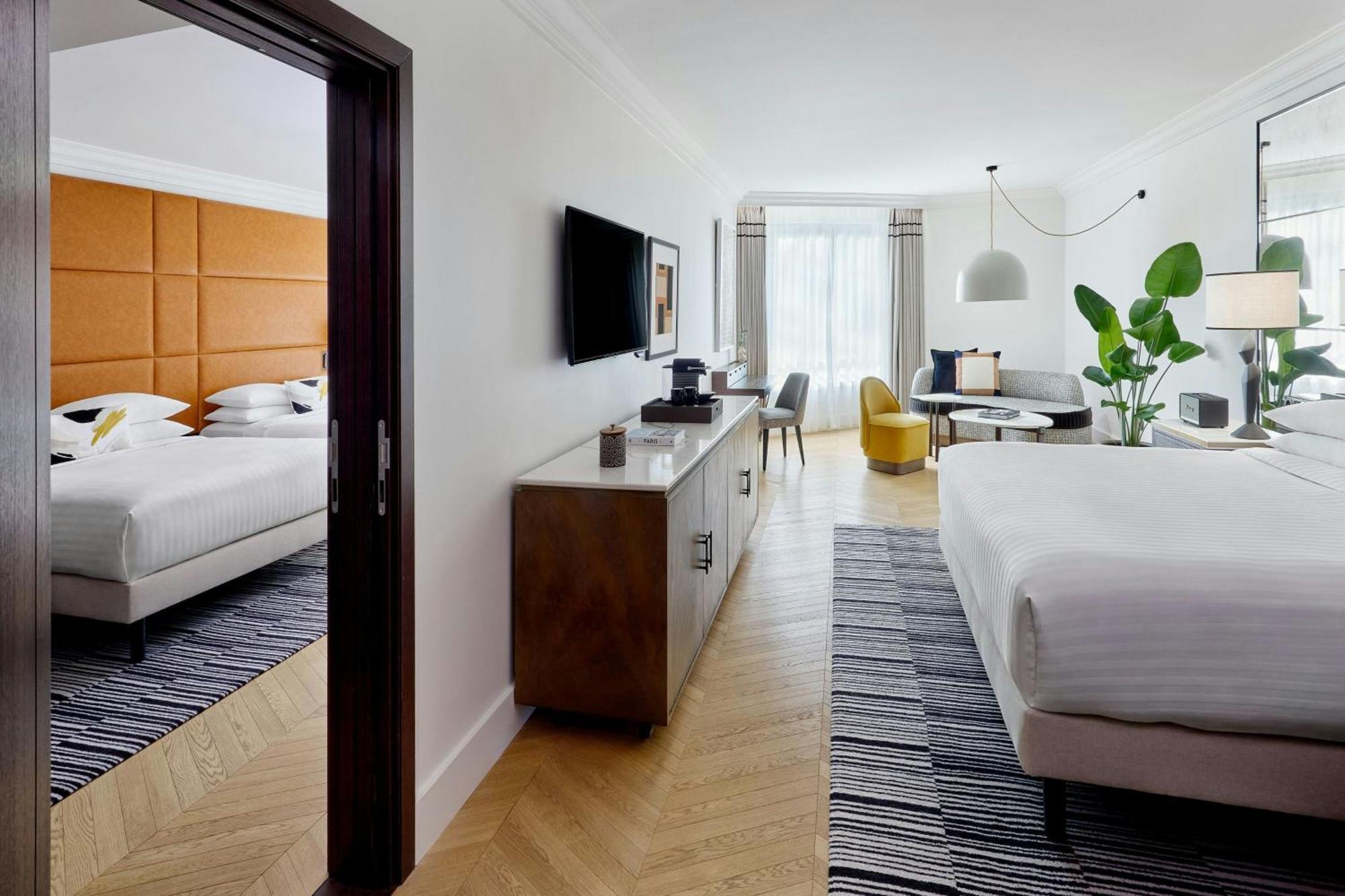 Two-Bedroom Parisian Family Suite Atrium View